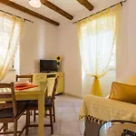 Apartamento Casa Saina