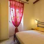Casa Saina * ロヴィニ