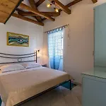 Casa Saina *