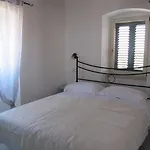 Casa Saina アパート ロヴィニ