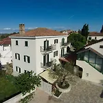 Casa Saina *