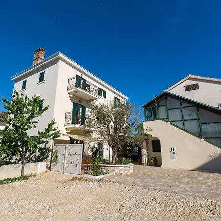 Casa Saina アパート *